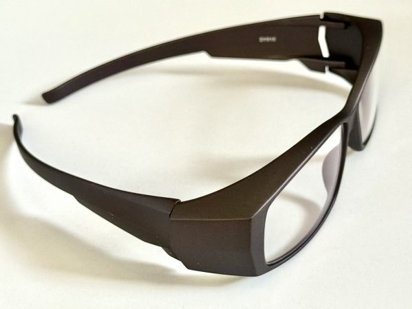 画像10: どこでもパーテーション携帯(メガネ)版 (10)